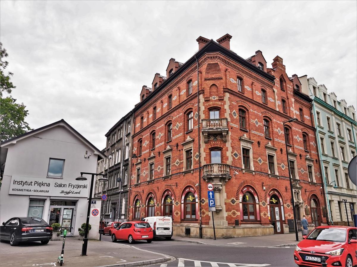 Red Brick Apartments Krakow Exterior photo