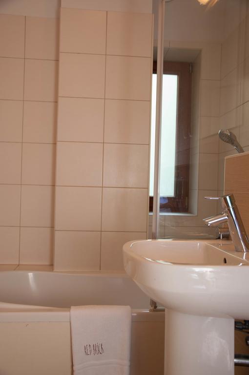 Red Brick Apartments Krakow Room photo